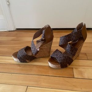 Leopard print wedges